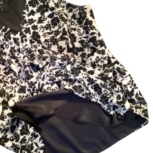 daisy fuentes Women’s Sleeveless Ruffled Top Black Cream Lined Blouse Size 1X - Picture 5 of 5